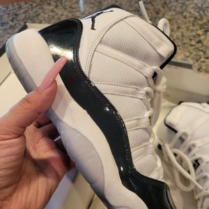 Air Jordan 11 Retro Concord 2020